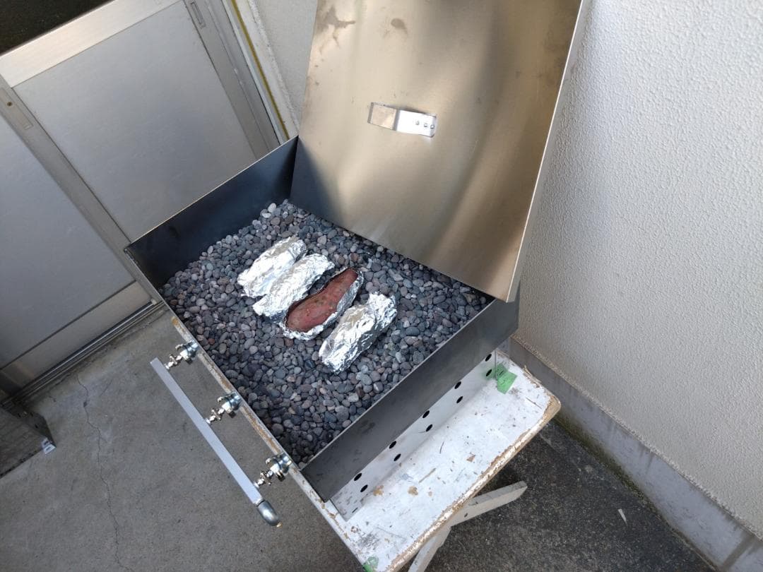 やきいも　鉄板釜　石焼き芋焼けます　さつまいも　独立開業　プロパンガス　グリドル