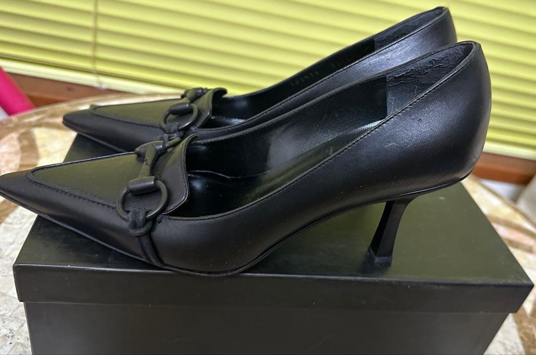 グッチ GUCCI パンプス ハイヒール ポインテッドトゥ ホースビット レザー