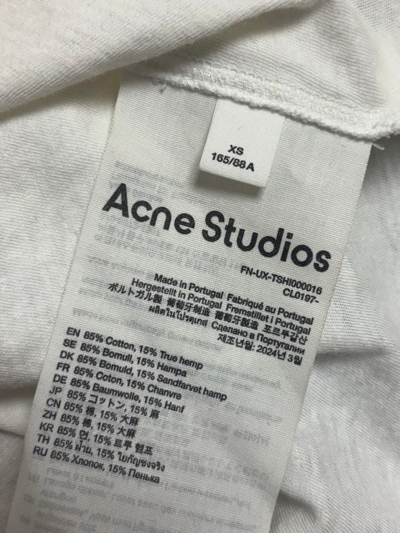 Acne Studios ダスティーホワイト　ロンT