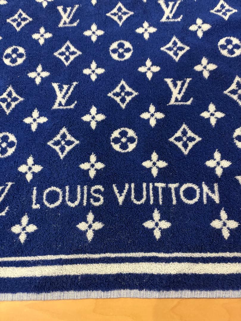 ルイ・ヴィトン　ビーチタオル　専用です