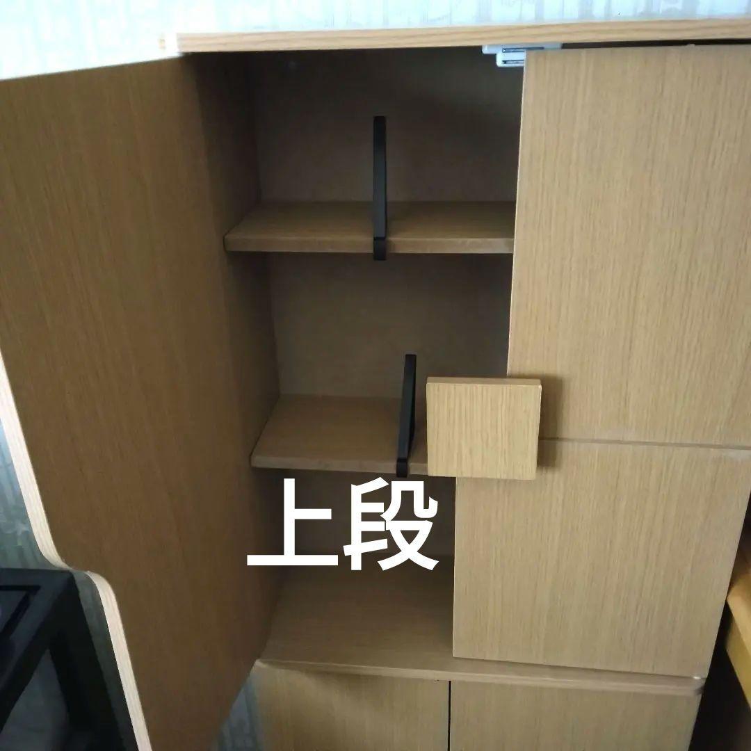 コミック本　木製 二段 本棚　扉付き　DVD・CD 収納キャビネット
