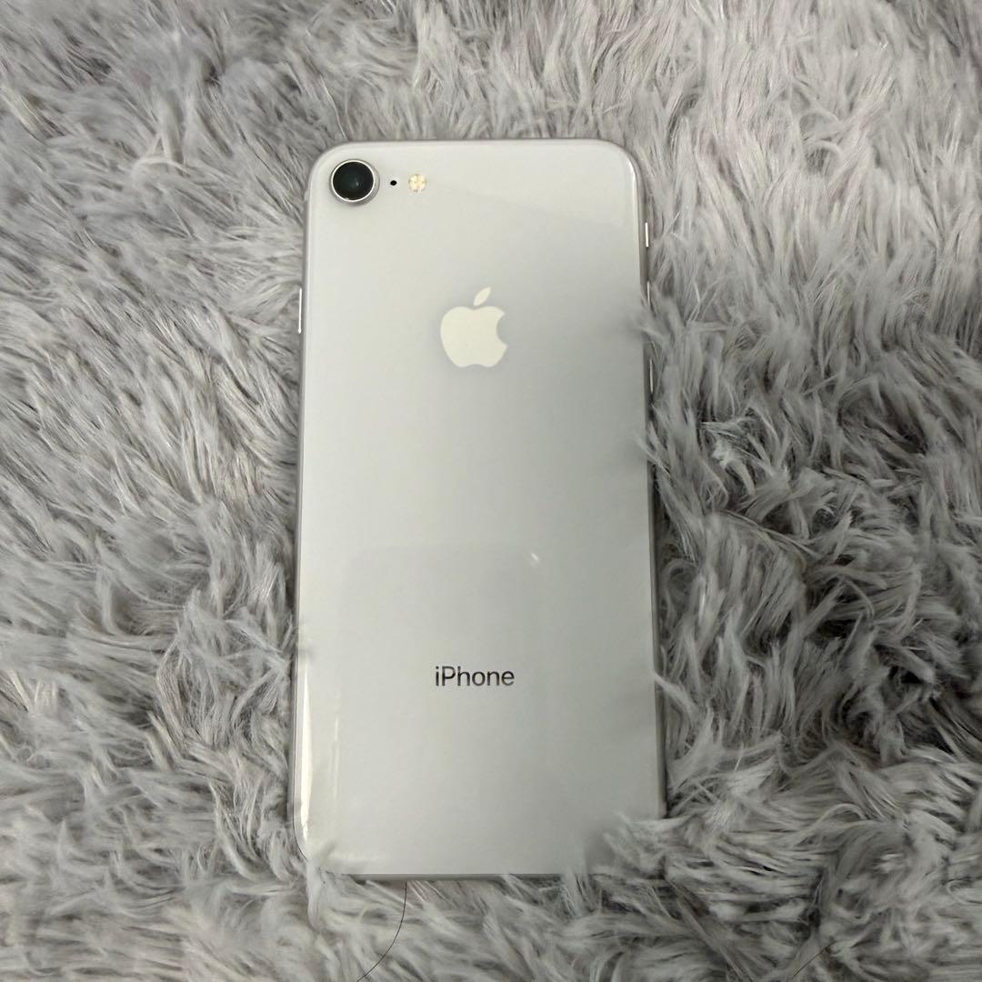 Apple SIMフリー iPhone 8 64GB シルバー本体
