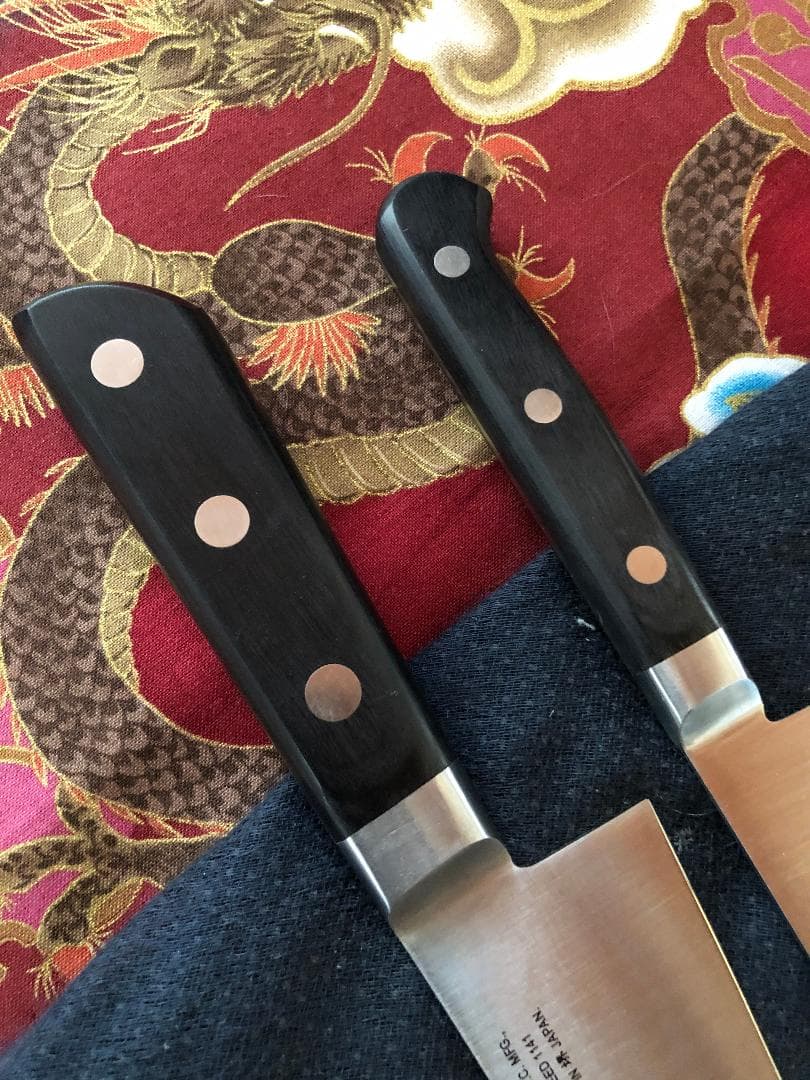 【研ぎ済み】INOX本鍛錬　郷右馬允義弘　骨スキ　ペティナイフ　包丁　料理　釣り