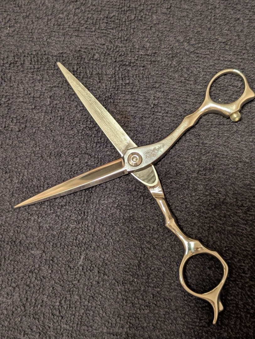 TOGINON トギノンシザーNeo Model III 限定モデル5.8インチ