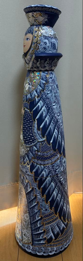 ロシア民芸品　木製のボトル入れ
