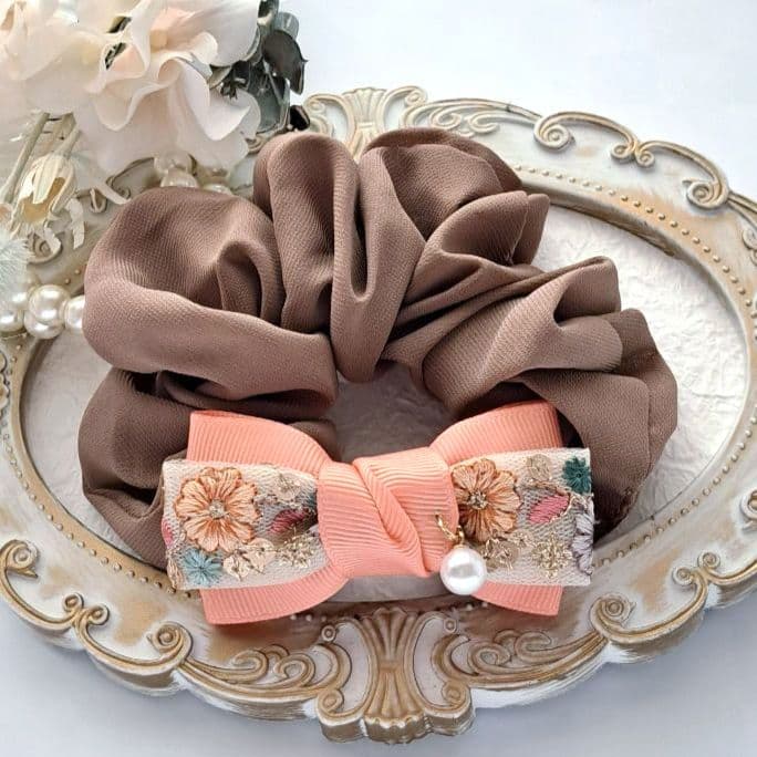 紅茶 様お取引中⭐3309⭐❣️小さ可愛い♡大人アクセ❣️オリジナル✴インド刺繍