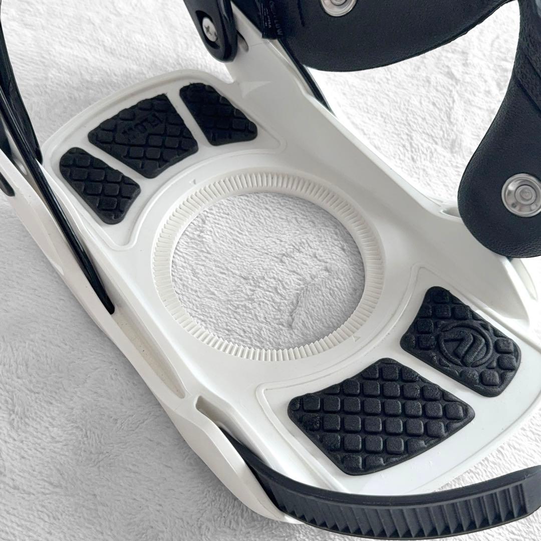 FLOW フロー スノーボード ビンディング ALPHA LG ホワイト