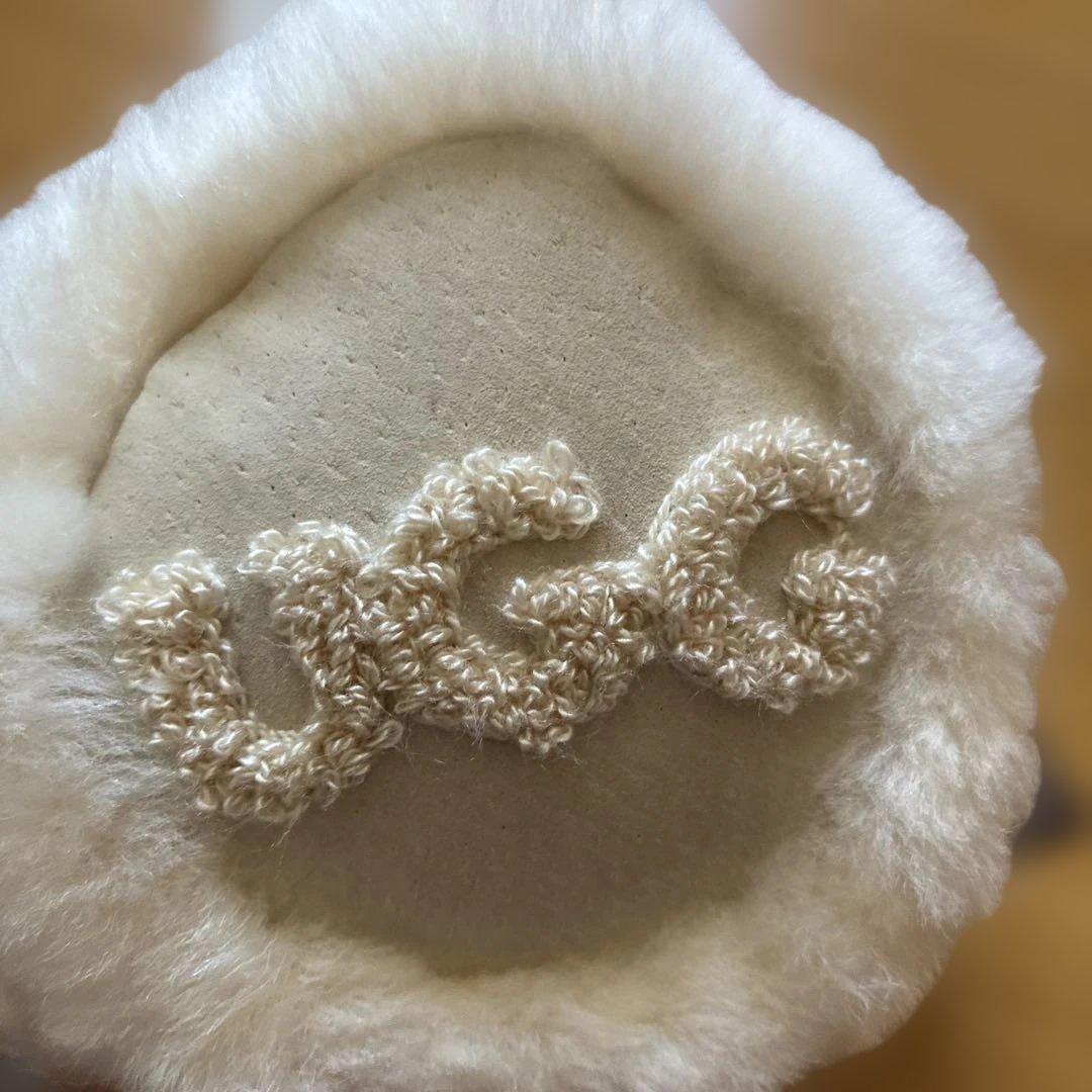 明日朝まで限定お値下げ中☺︎新品未使用♡UGG シープスキン　イヤーマフ　サンド