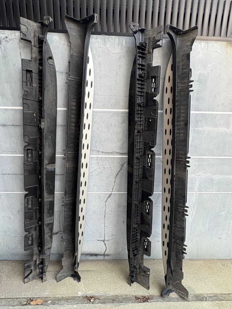 no.11 メルセデスベンツGLC 220d サイドステップ　右左