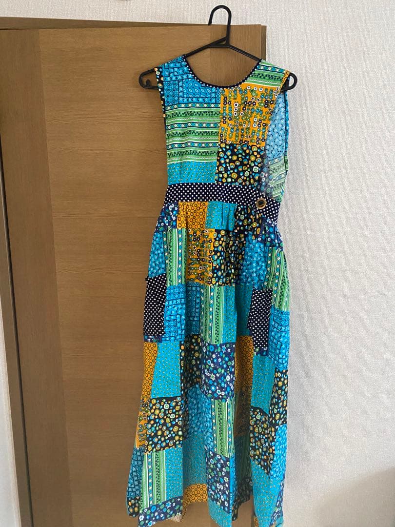 vintage 70sパッチワーク柄　エプロンワンピース