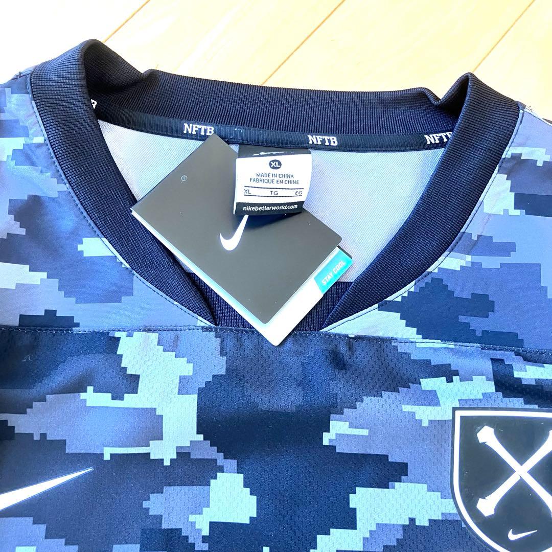上のみ新品未使用人気カラーNIKEナイキ NFTBピステセットアップカモフラ