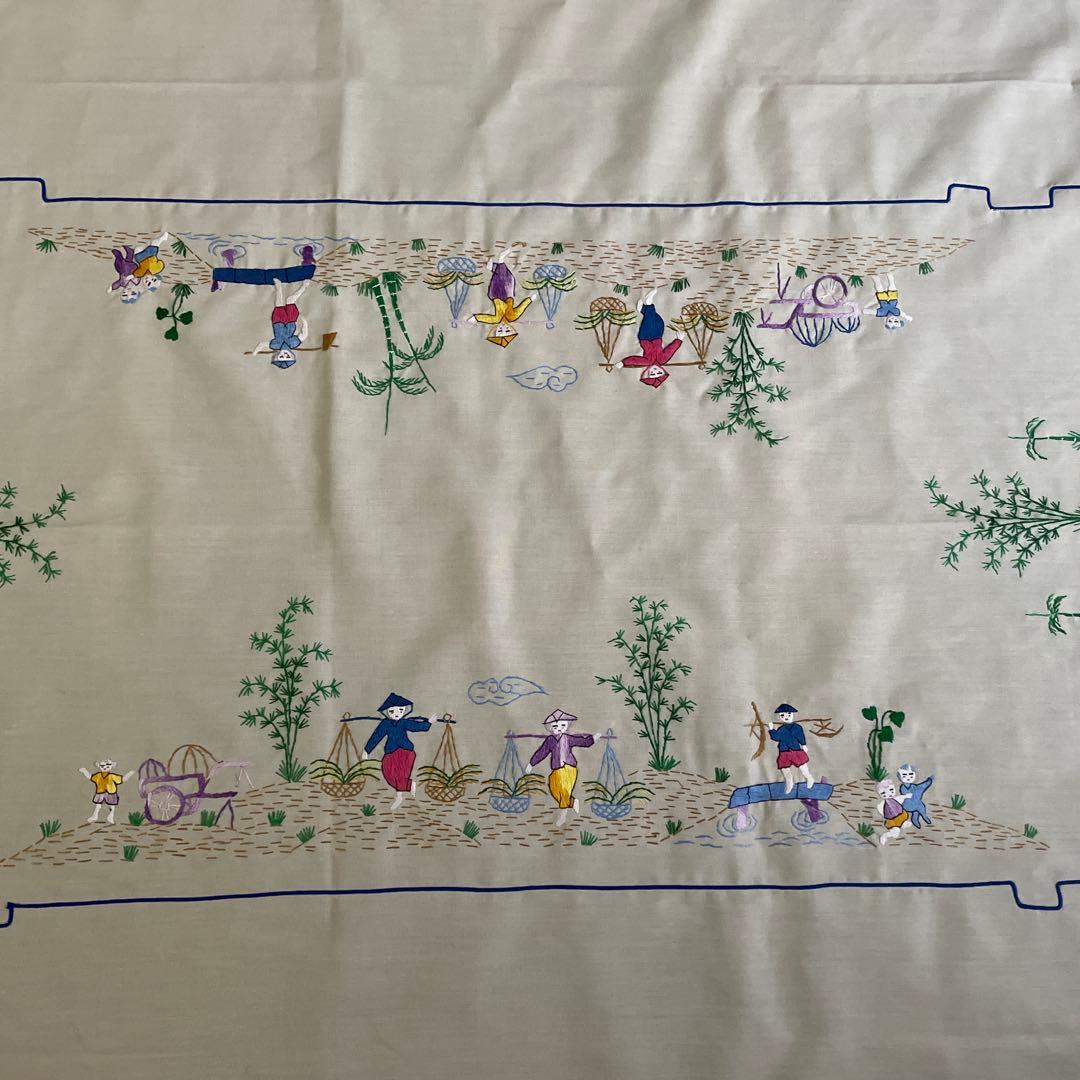 レア　ベトナム　美しい手刺繍　テーブルクロス＆ナプキン　7点　大判　未使用品