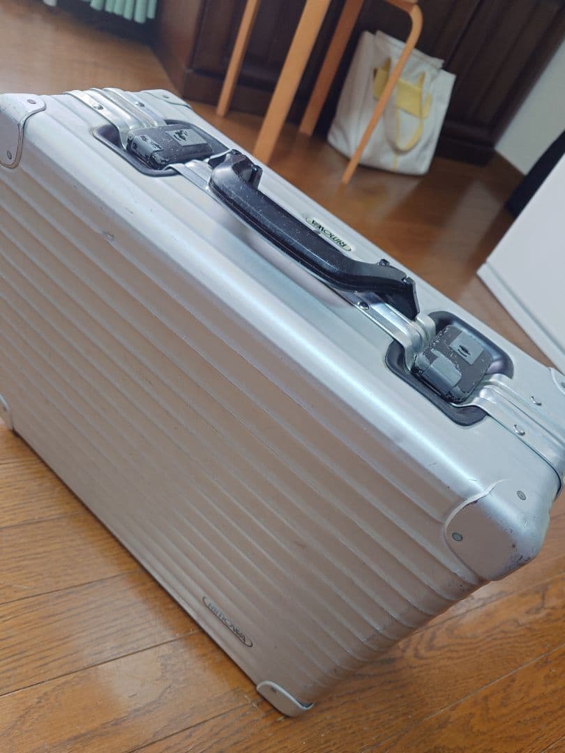 リモア　ハンドキャリーケース　ビンテージ シルバー
