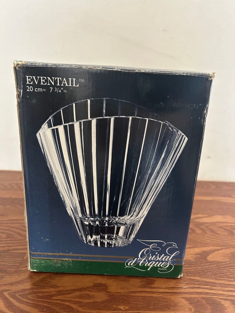 ブラインド:クリスタル・ダルク エヴンテイル 花瓶