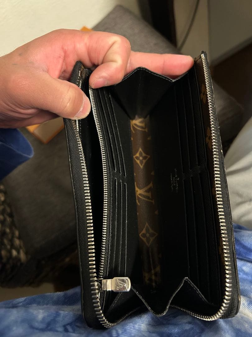 LOUIS VUITTON モノグラム 長財布 ドラゴンヌ