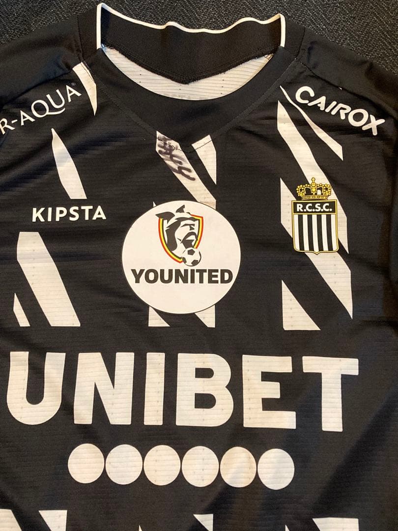 サッカーユニフォーム シャルルロワ