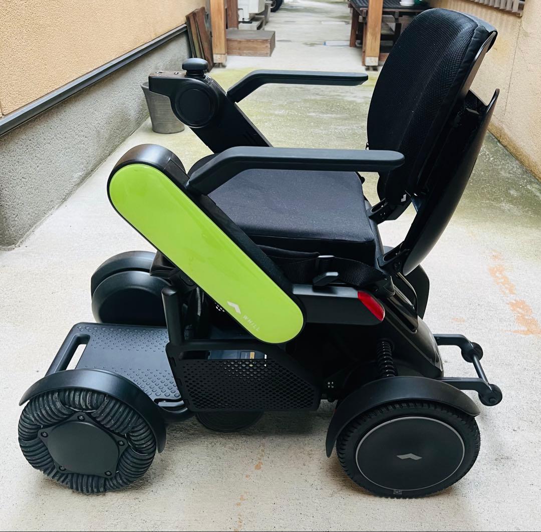 電動車椅子　WHILL モデルC2