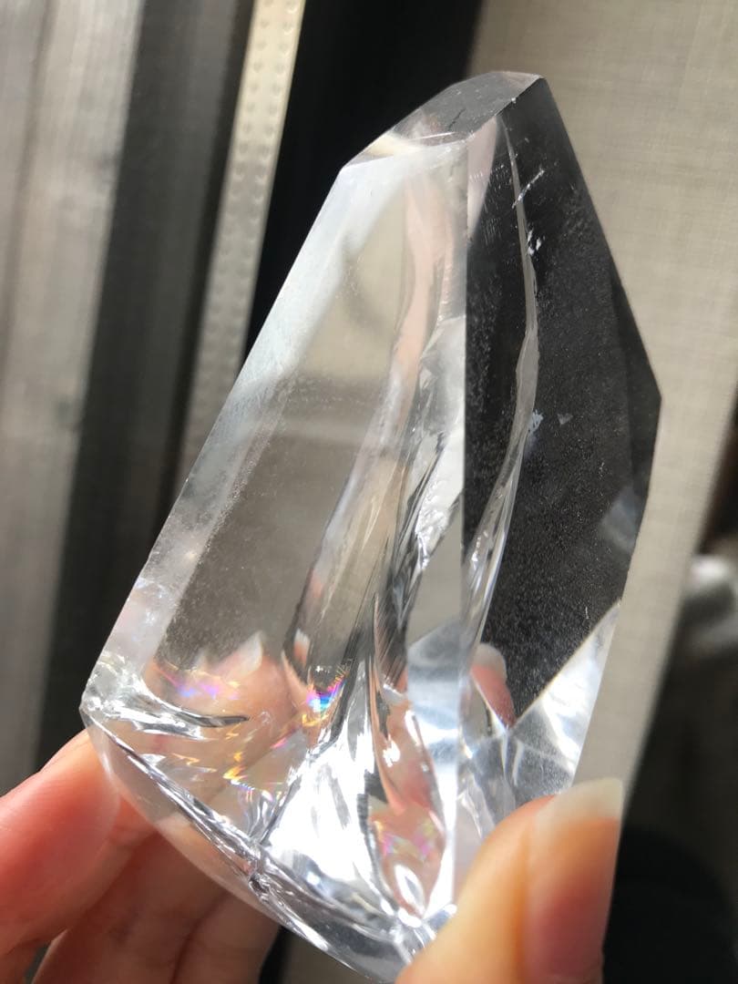 ☘️❤︎虹入り❤︎高透明 水晶（クリアクォーツ）フリーフォーム 天然石