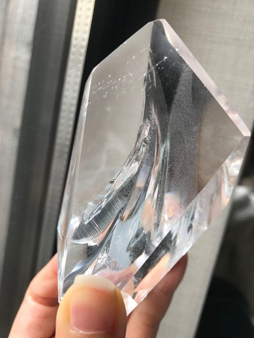 ☘️❤︎虹入り❤︎高透明 水晶（クリアクォーツ）フリーフォーム 天然石