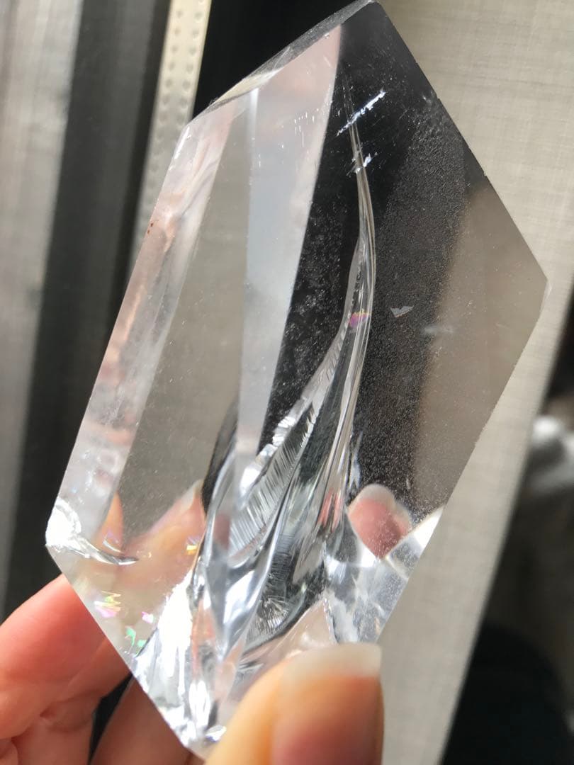 ☘️❤︎虹入り❤︎高透明 水晶（クリアクォーツ）フリーフォーム 天然石