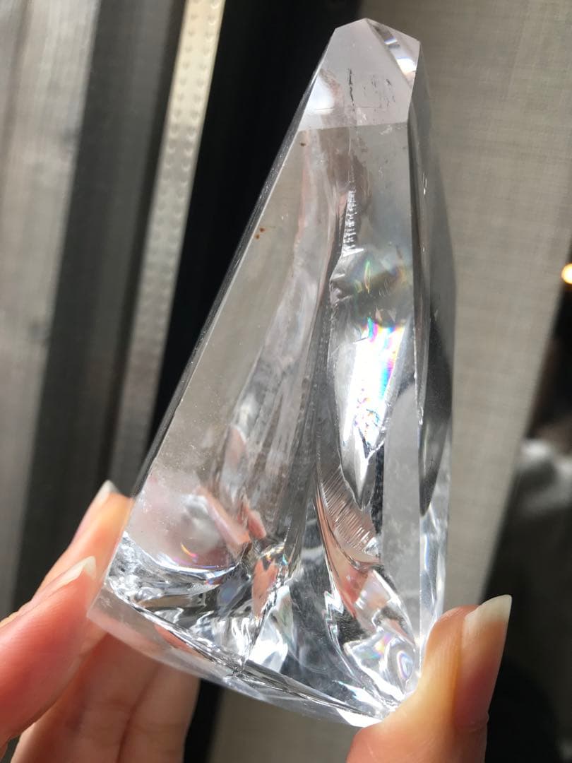 ☘️❤︎虹入り❤︎高透明 水晶（クリアクォーツ）フリーフォーム 天然石