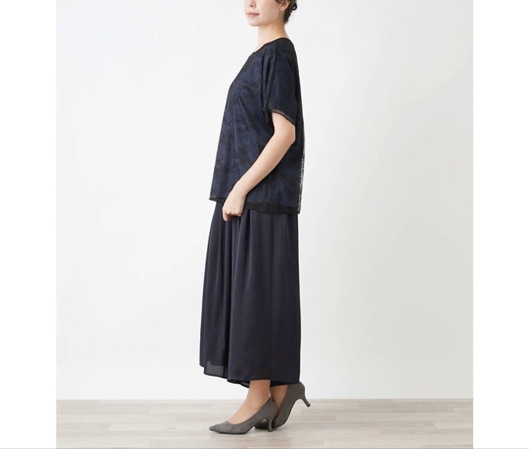 【新品】定価31,900円　レリアン　シアーレースプルオーバー　ネイビー　13＋