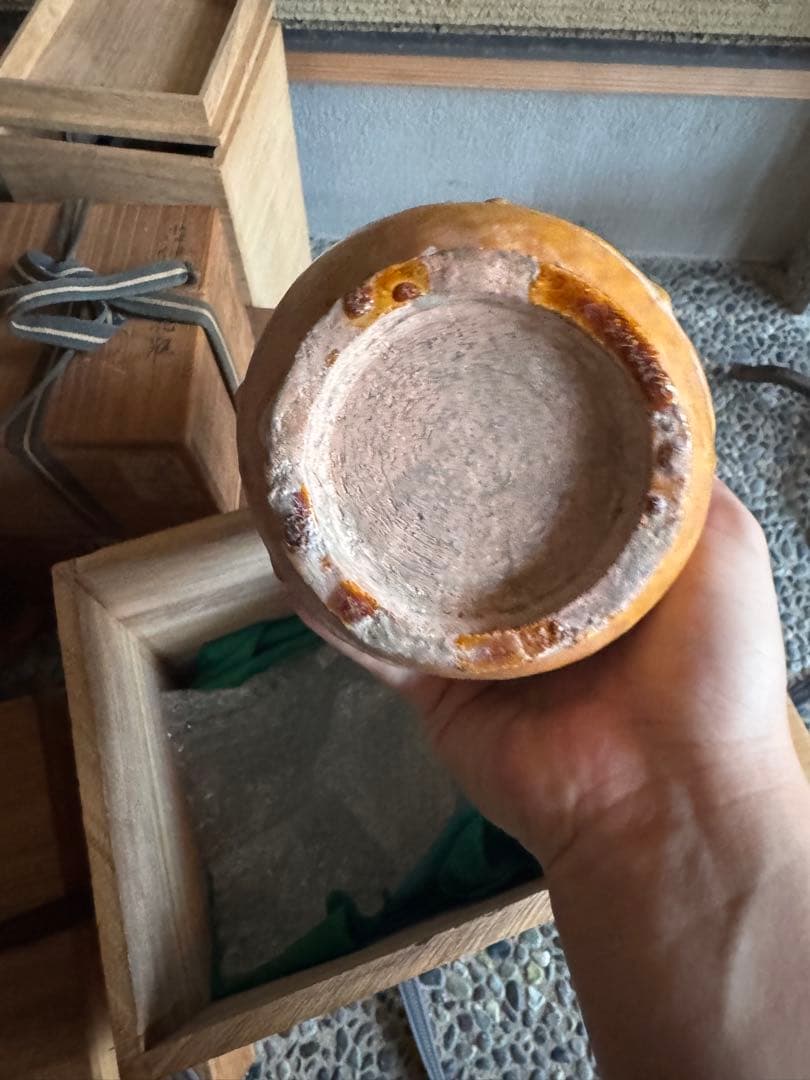 ‼️ 水芙蓉‼️リサイクルFORT‼️唐物買取12/13①中国製土肌黄釉祭器水注