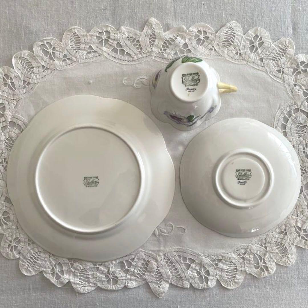 Shelley シェリー 希少 パンジー デインティシェイプのトリオ