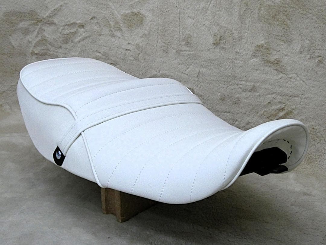 ゼファー400 後期　白皮　タックロールシート/２型 C5 C6 C7