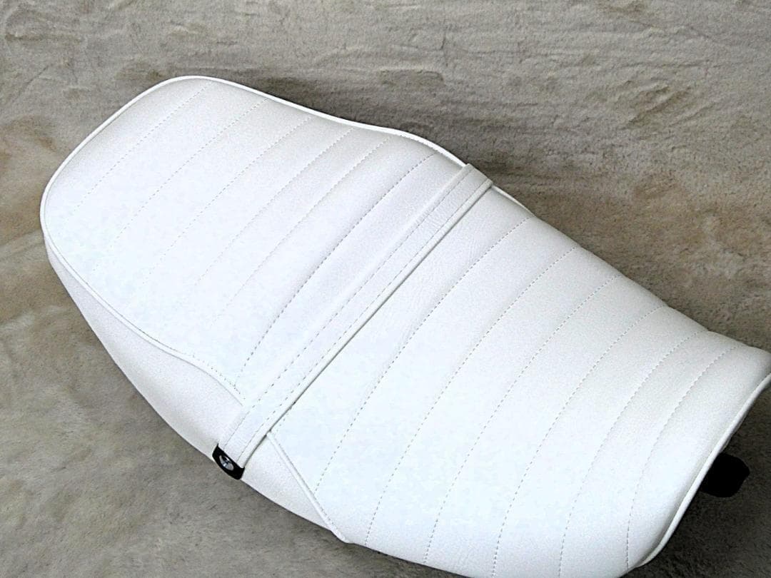 ゼファー400 後期　白皮　タックロールシート/２型 C5 C6 C7