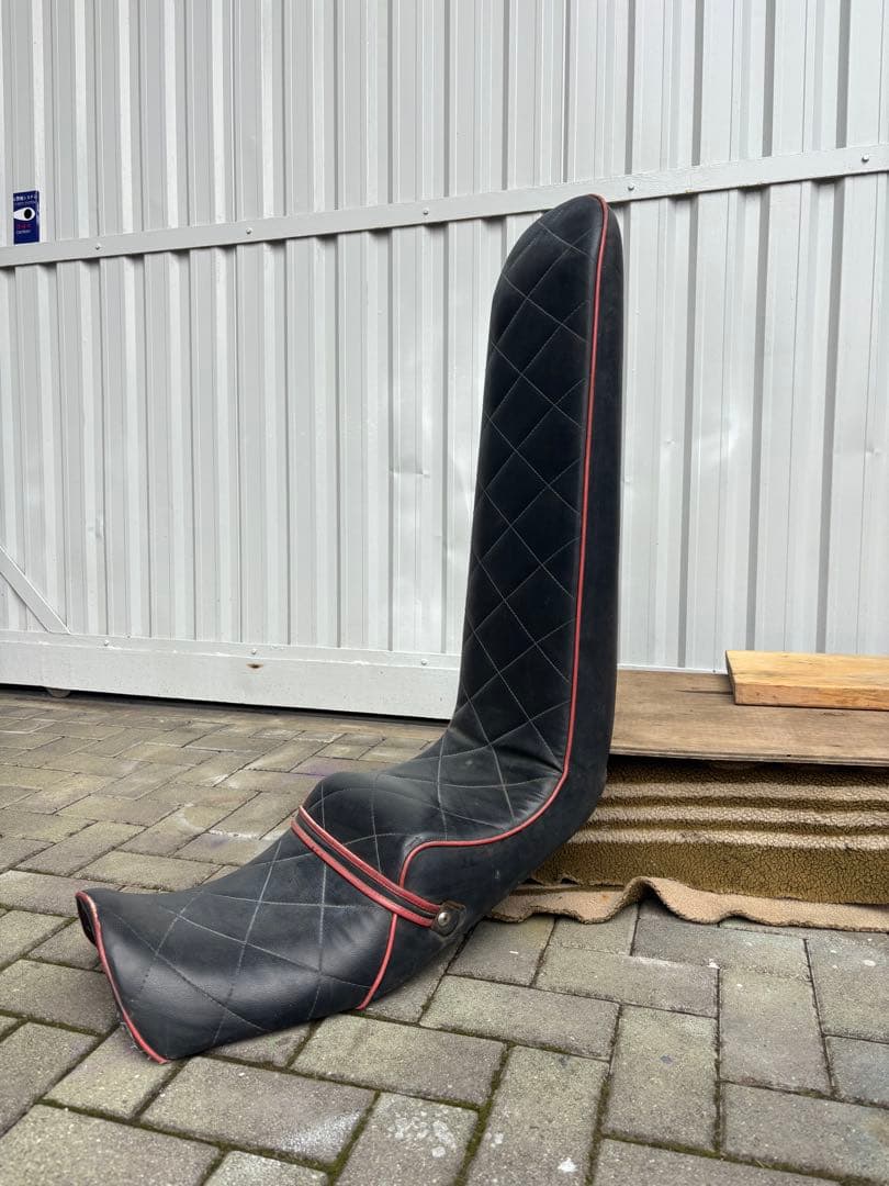 xjr400 4hm 大川　三段シート　ダイヤモンドキルティング　80センチ