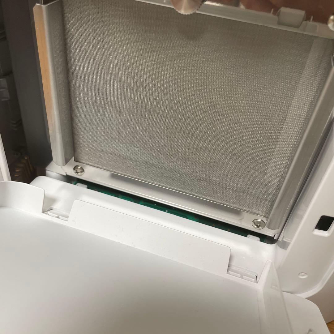 カープコラボ　UVish 東芝　空気清浄機