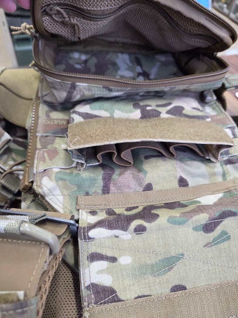 個人装備 First Spear Strandhogg