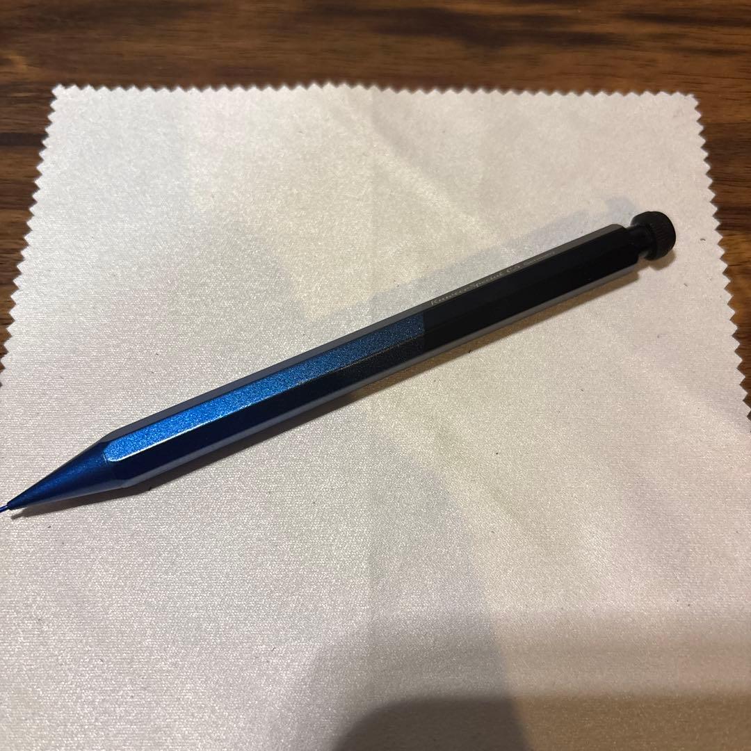 カヴェコスペシャル　ペンシル　メタリックブルー塗装品