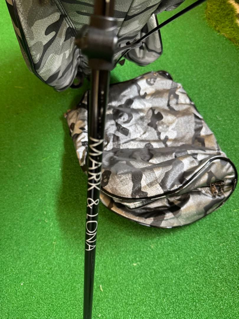 MARK & LONA 迷彩キャディバッグ　ブラック×シルバー