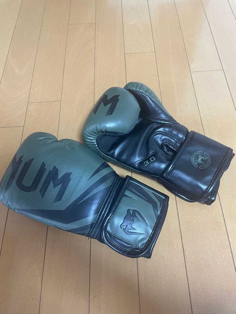 セール　Venum 格闘技・MMA・ボクシング　ウェアセット