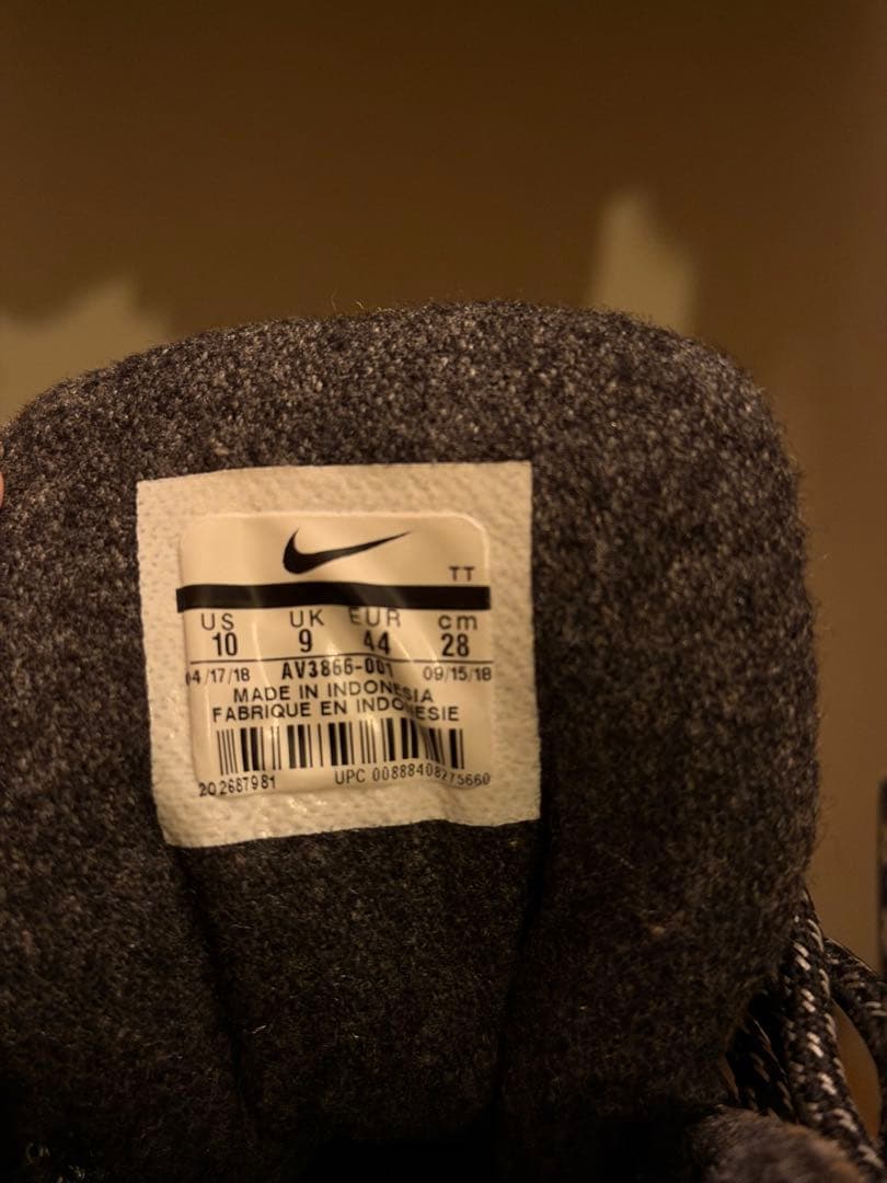 carhartt×NIKE スニーカー　AIR MAX95 箱あり