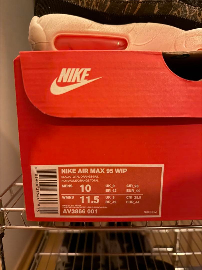 carhartt×NIKE スニーカー　AIR MAX95 箱あり