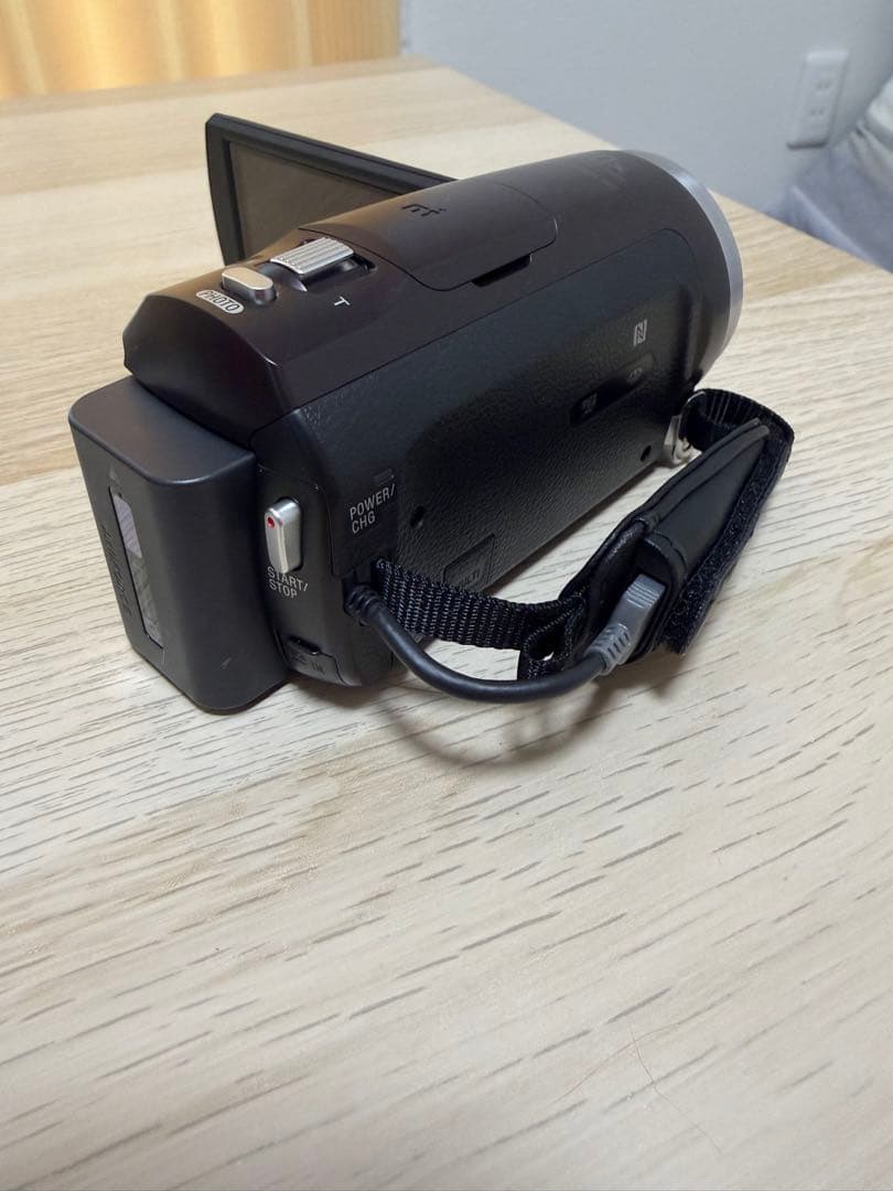 Sony HDR-CX675 三脚付き