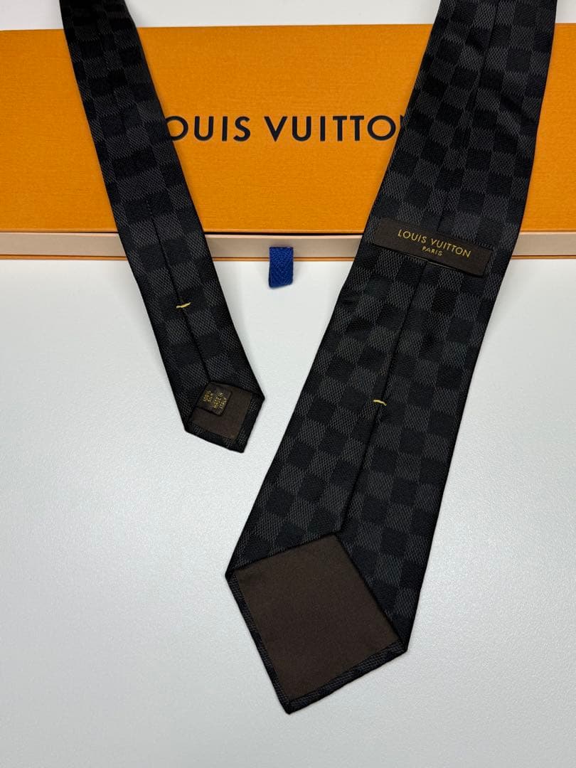 LOUIS VUITTON ブラック ダミエネクタイ