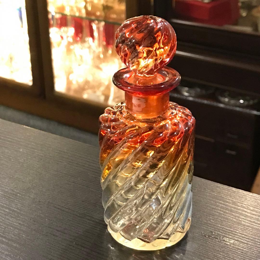 美オールドバカラBACCARATバンブーBambou赤から無色のフラコーン