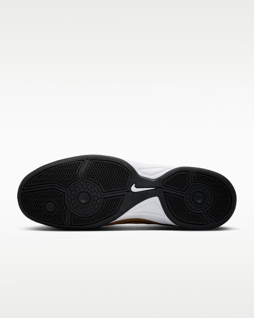 2/5まで値下げ中【新品】NIKE トータル90 28.0cm total90