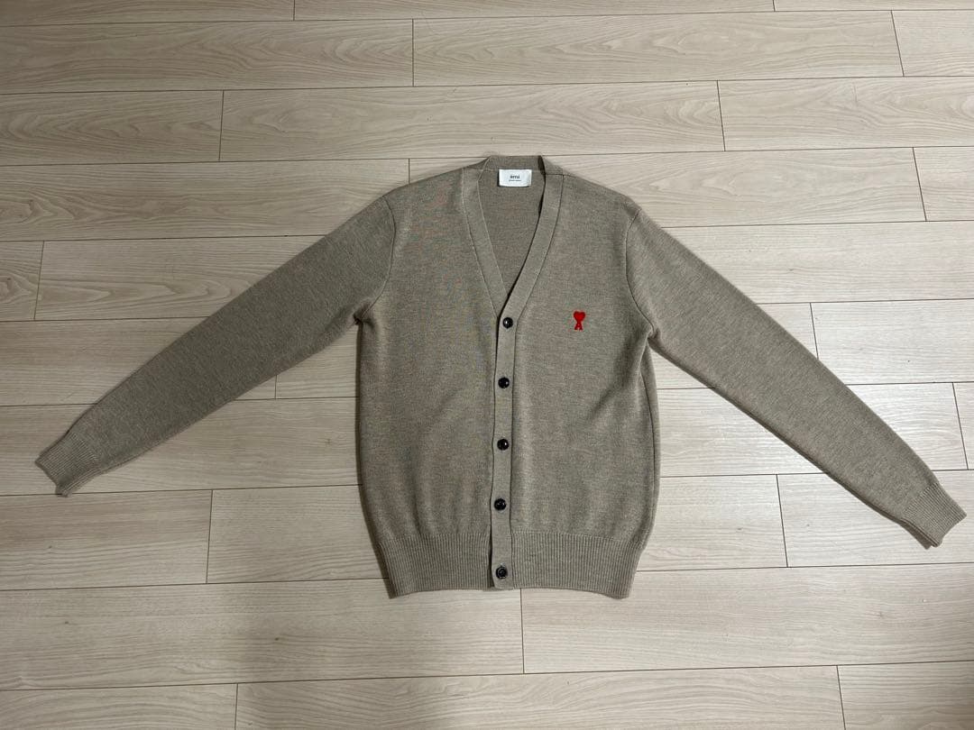【値下げ】AMI PARIS アミパリス　カーディガン
