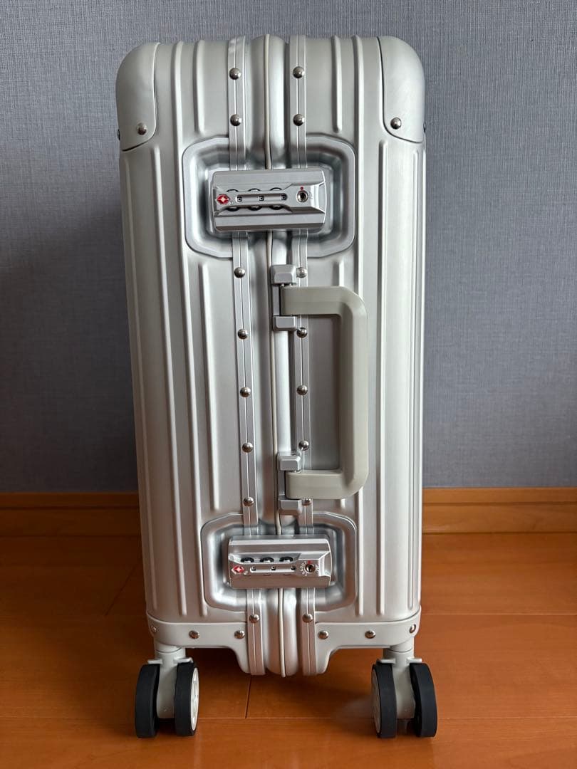 メルセデスベンツ⭐︎ノベルティ キャリーケース32L (機内持ち込み可能) 未使用