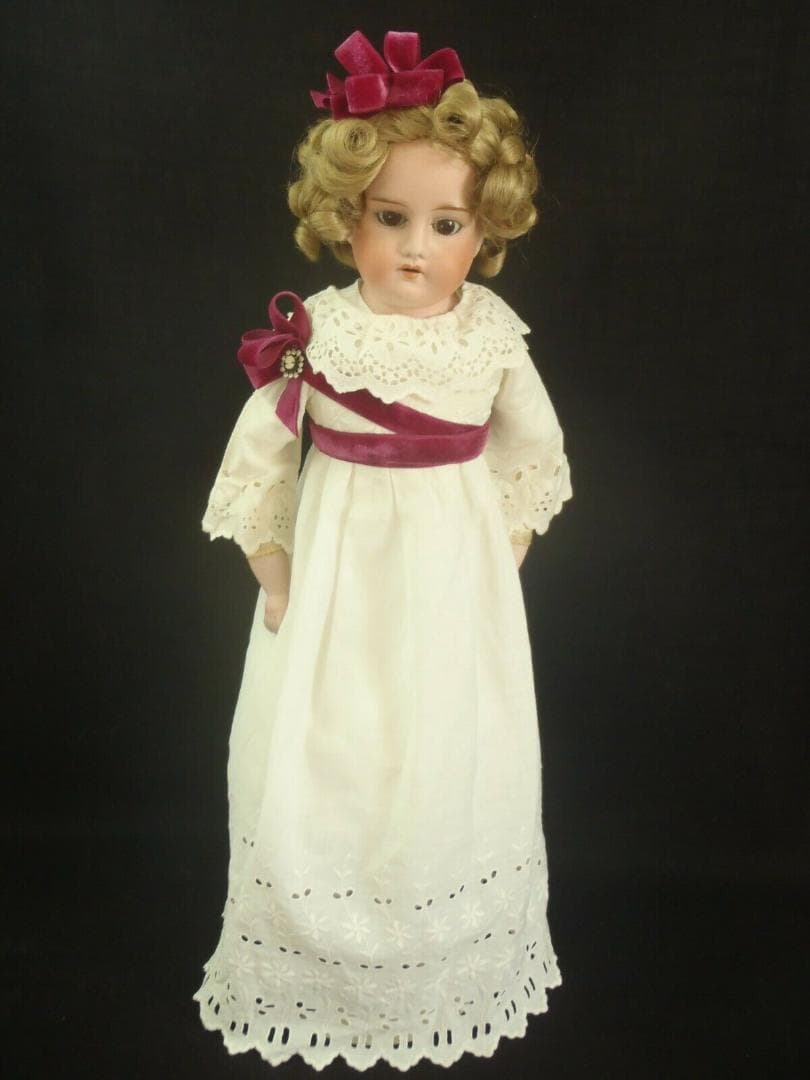 アルマンド・マルセイユのアンティークビスクドール（1900年頃）