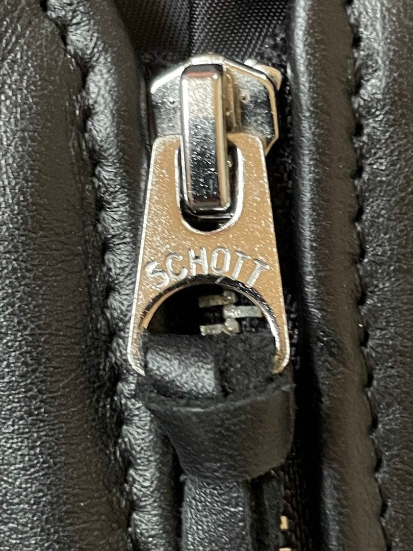 SCHOTT レザーベスト　タグ付き　サイズS