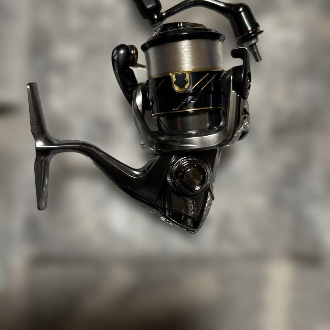 SHIMANO Vanquish 1000PGS スピニングリール