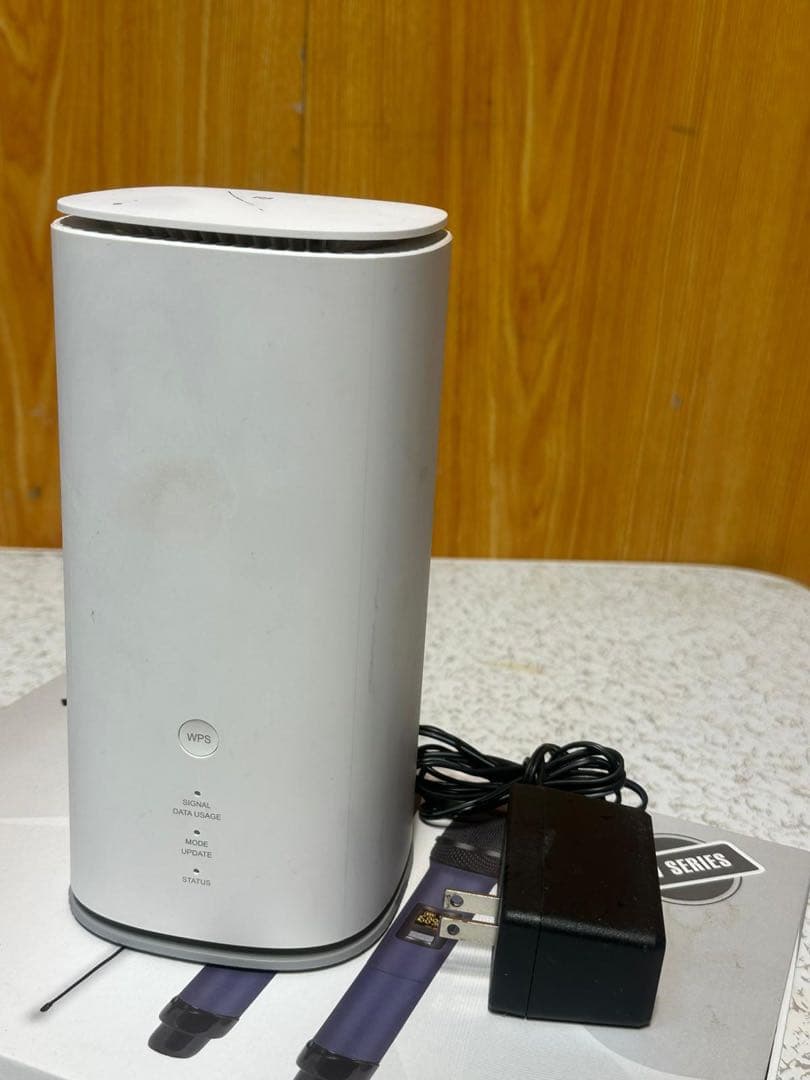 KDDI Speed Wi-Fi  5G L13 ルーター ZTR02