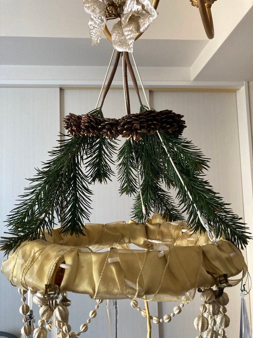 電飾吊下げリース　オーナメントを下げて使えますクリスマスツリー代わりになるリース