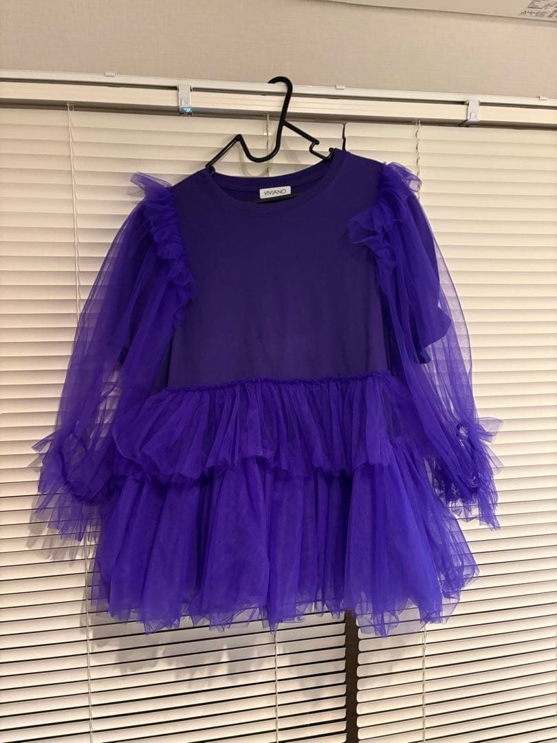 VIVIANOチュールトップス JURK SHOP